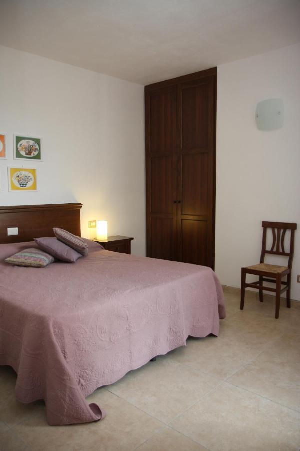 Gli Acini Bed and Breakfast Pietra dei Giorgi Buitenkant foto